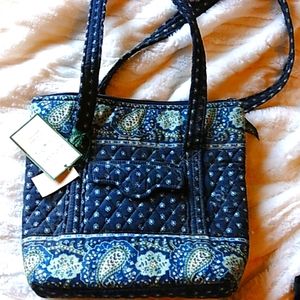 Vera Bradley bag in shades of blue 💙